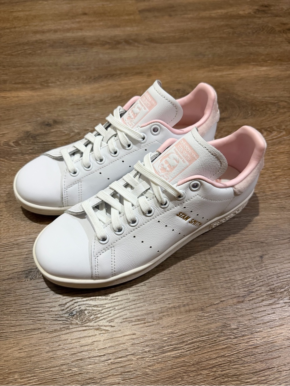 adidas Stan Smith White Leather Sneakers with Pink Accents - Women's 6.5 - Picture 3 of 9